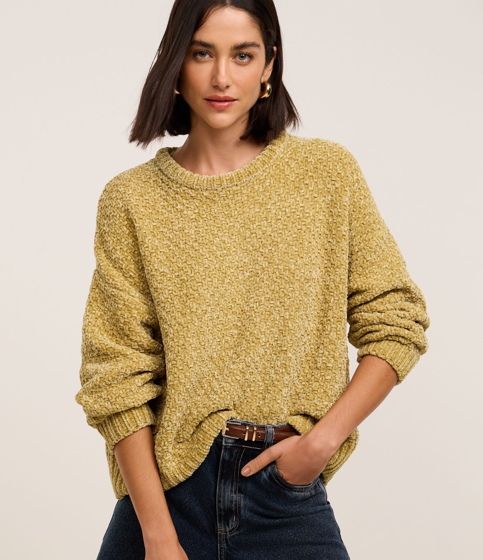 Suéter em Chenille com Gola Redonda Bege 4