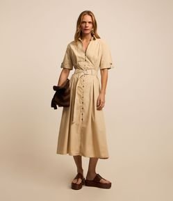 Vestido Midi Evasê em Sarja com Cinto