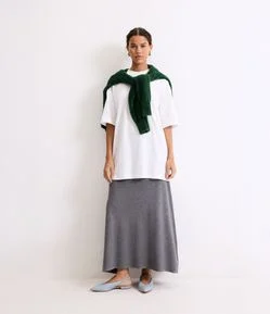 Saia Evasê Midi em Tricô com Caimento Leve