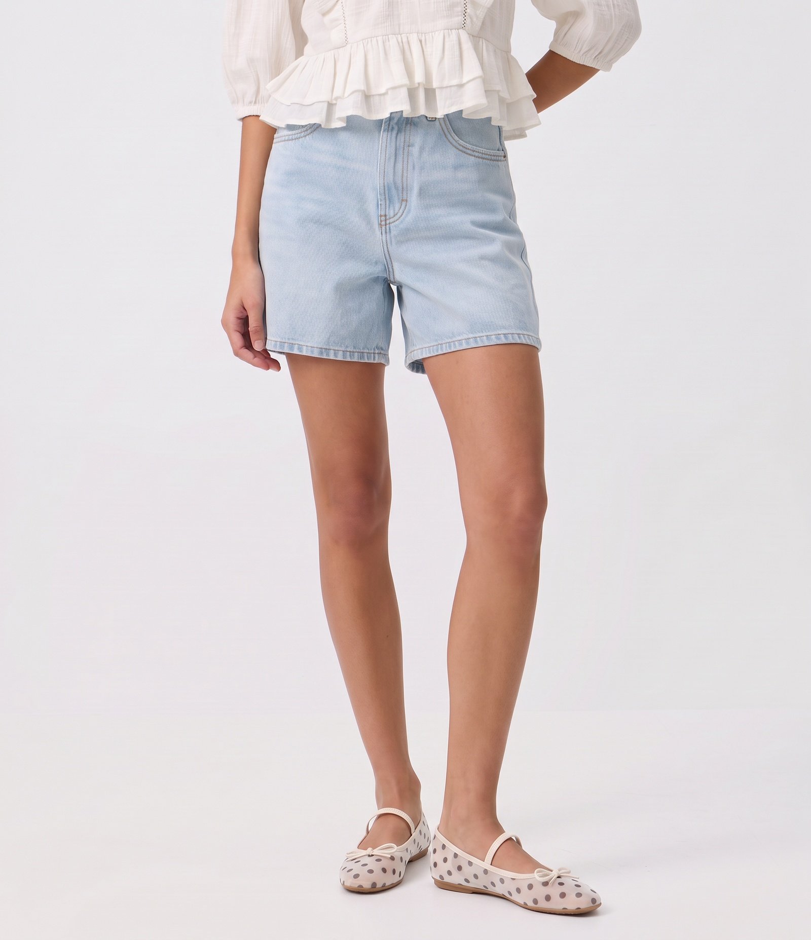 Short Mom Cintura Alta em Jeans com Bolsinhos Azul 2