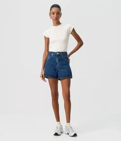 Short Mom em Jeans com Cintura Alta