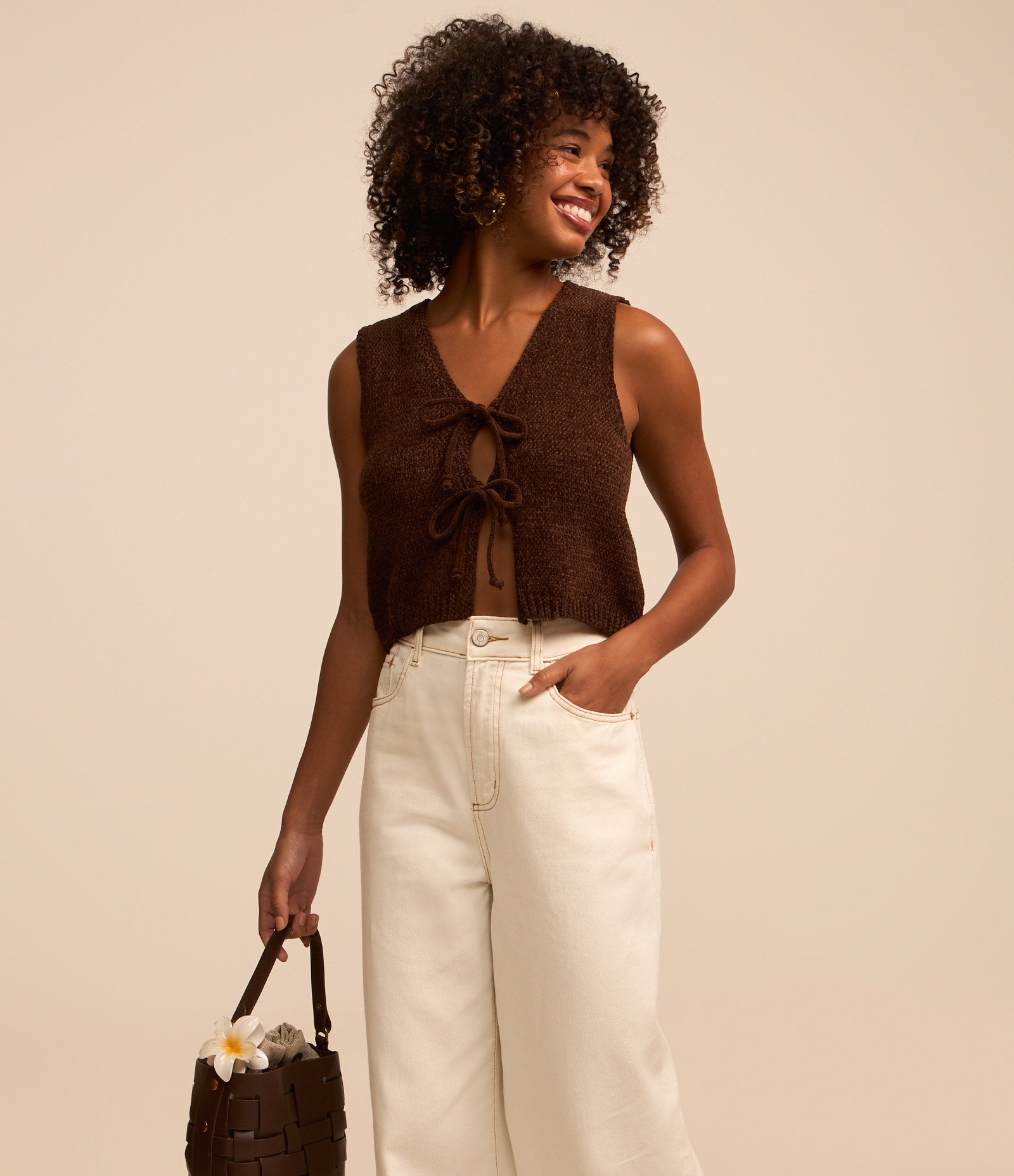Calça Wide Leg em Sarja com Pespontos Contrastantes Branco 2