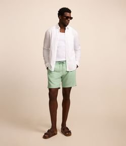 Bermuda Slim em Viscolinho Cordão e Bolsos