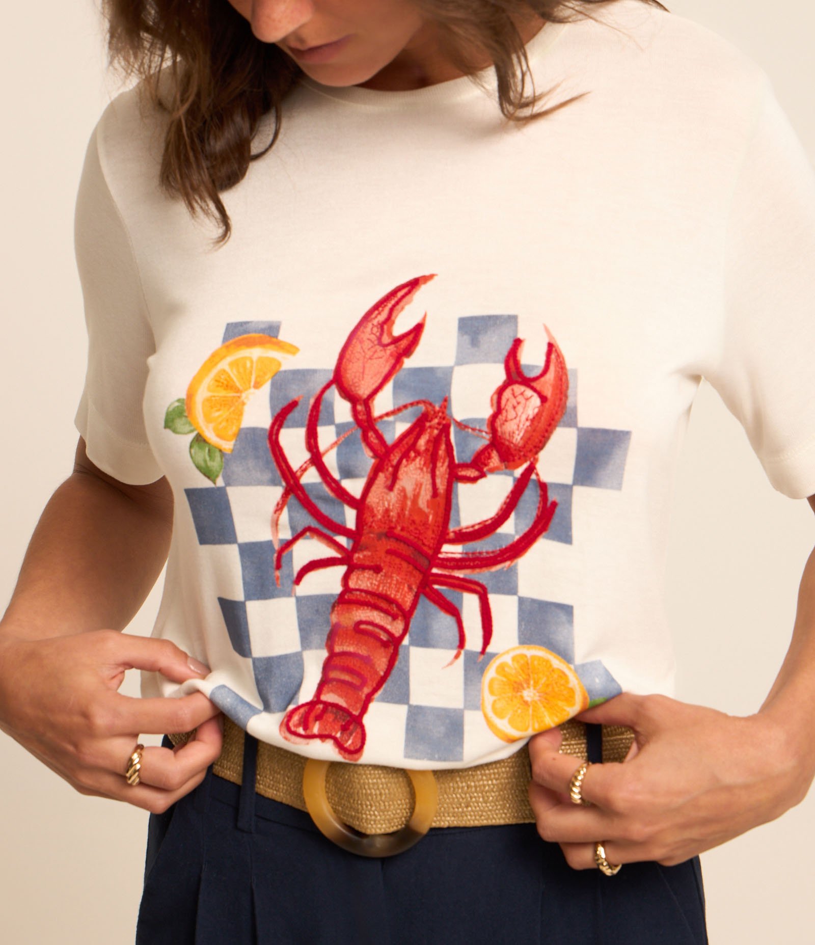 Camiseta em Malha de Viscose com Estampa Lagosta Branco Neve 1