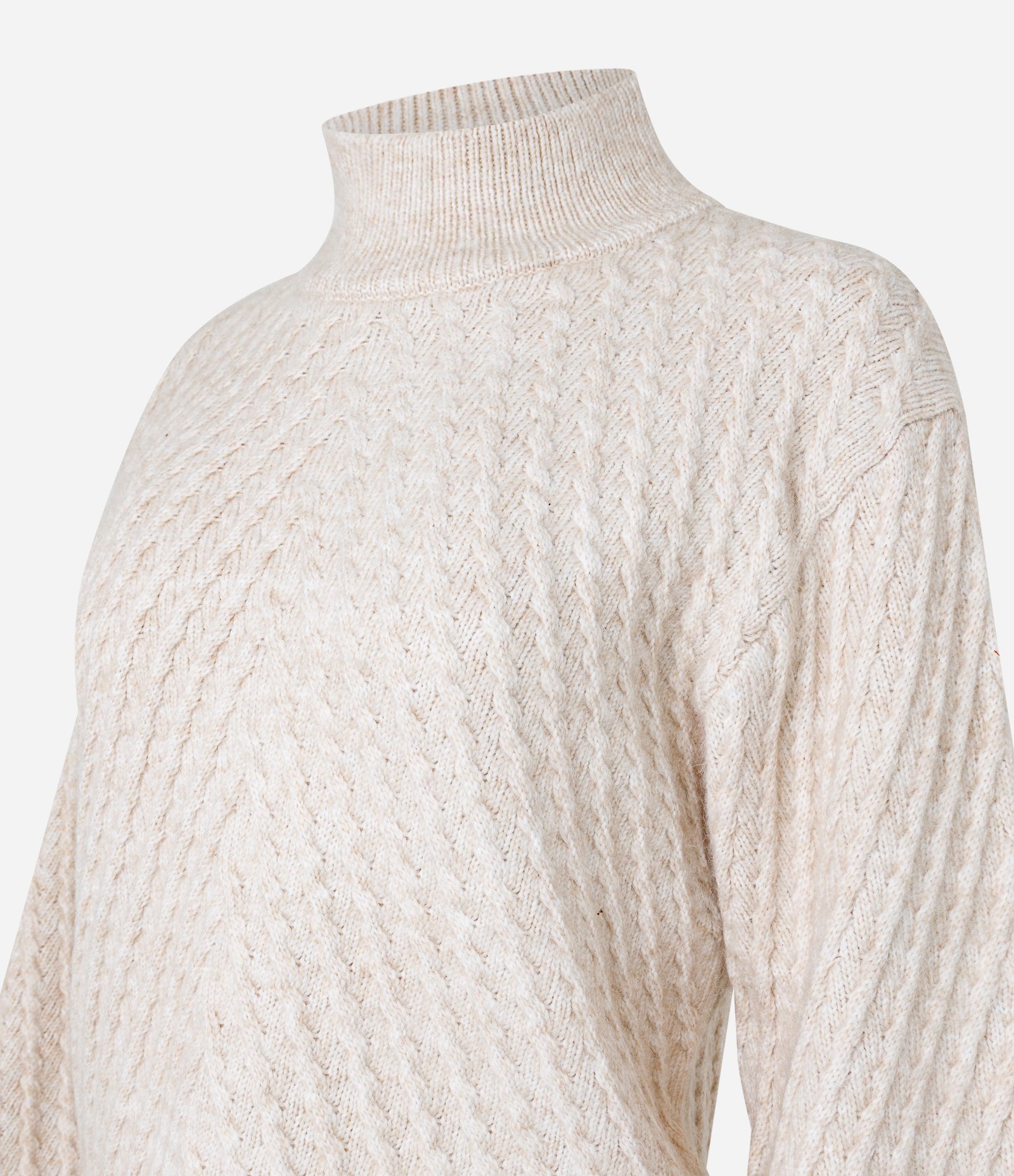 Suéter Regular em Tricô com Gola Alta e Ponto Trabalhado Bege 8