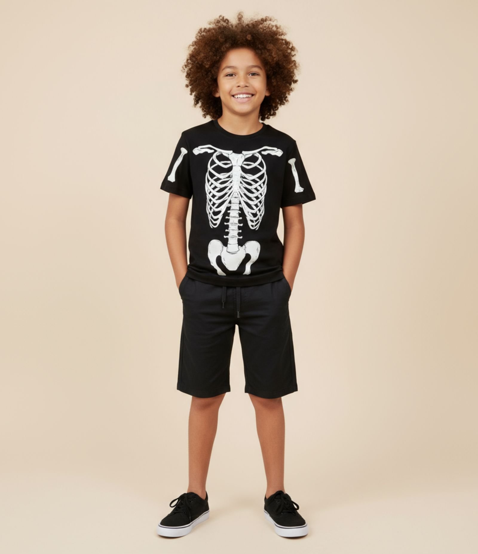 Camiseta Infantil com Estampa de Esqueleto Brilha no Escuro - Tam 5 a 14 Anos Preto 1