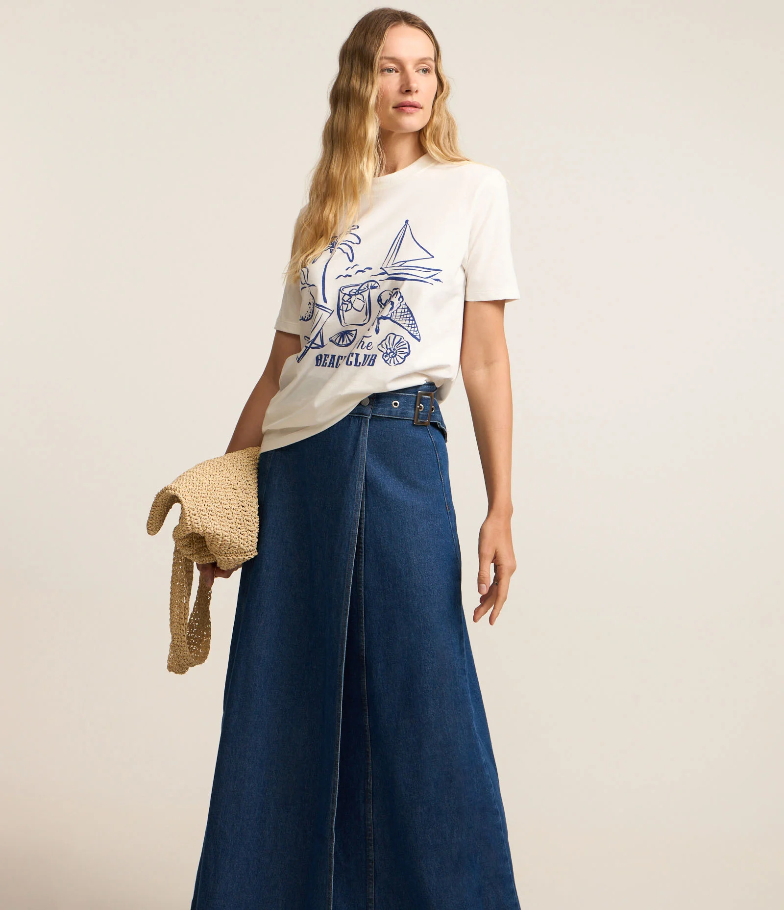 Saia Longa em Jeans com Cinto Afivelado e Transpasse Azul 2