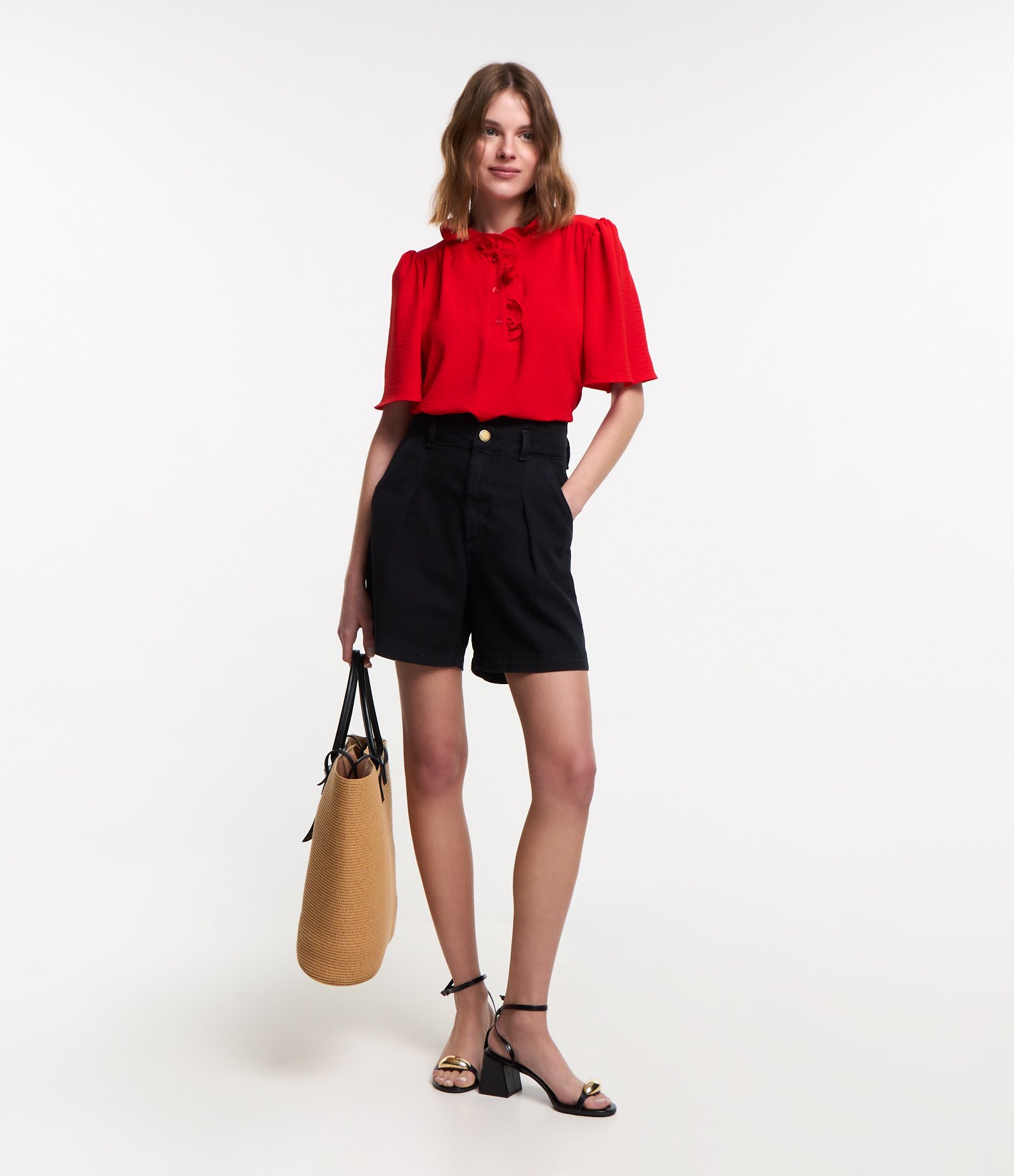 Blusa com Gola Babado e Mangas Bufantes Vermelho 2