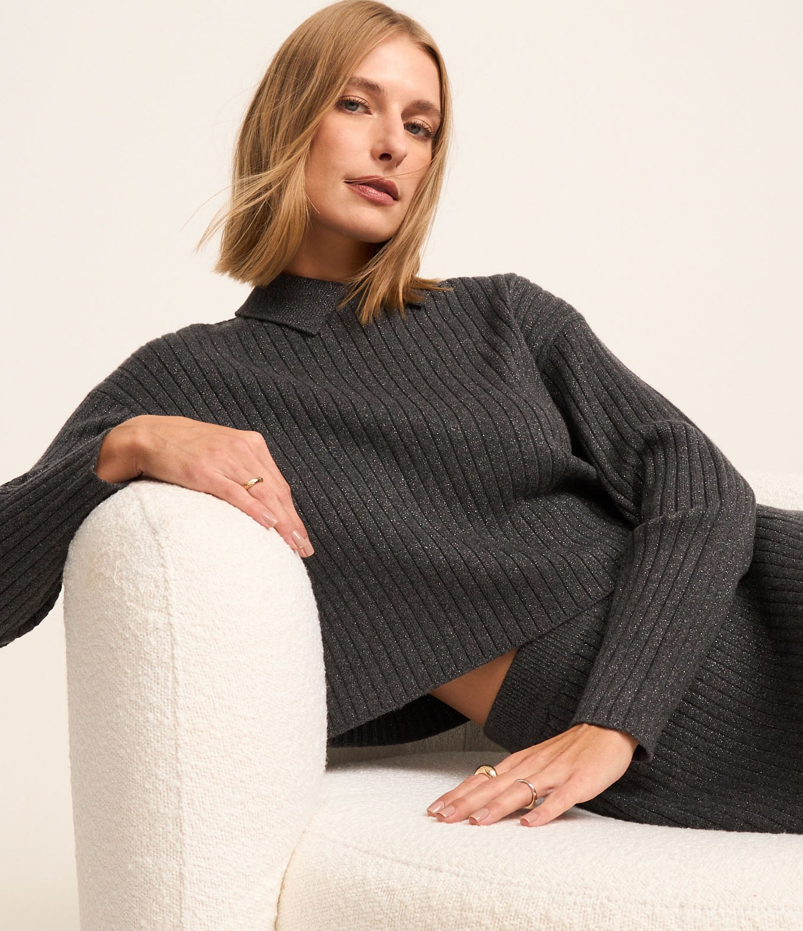 Blusa Canelado em Tricô com Gola Polo Cinza 1