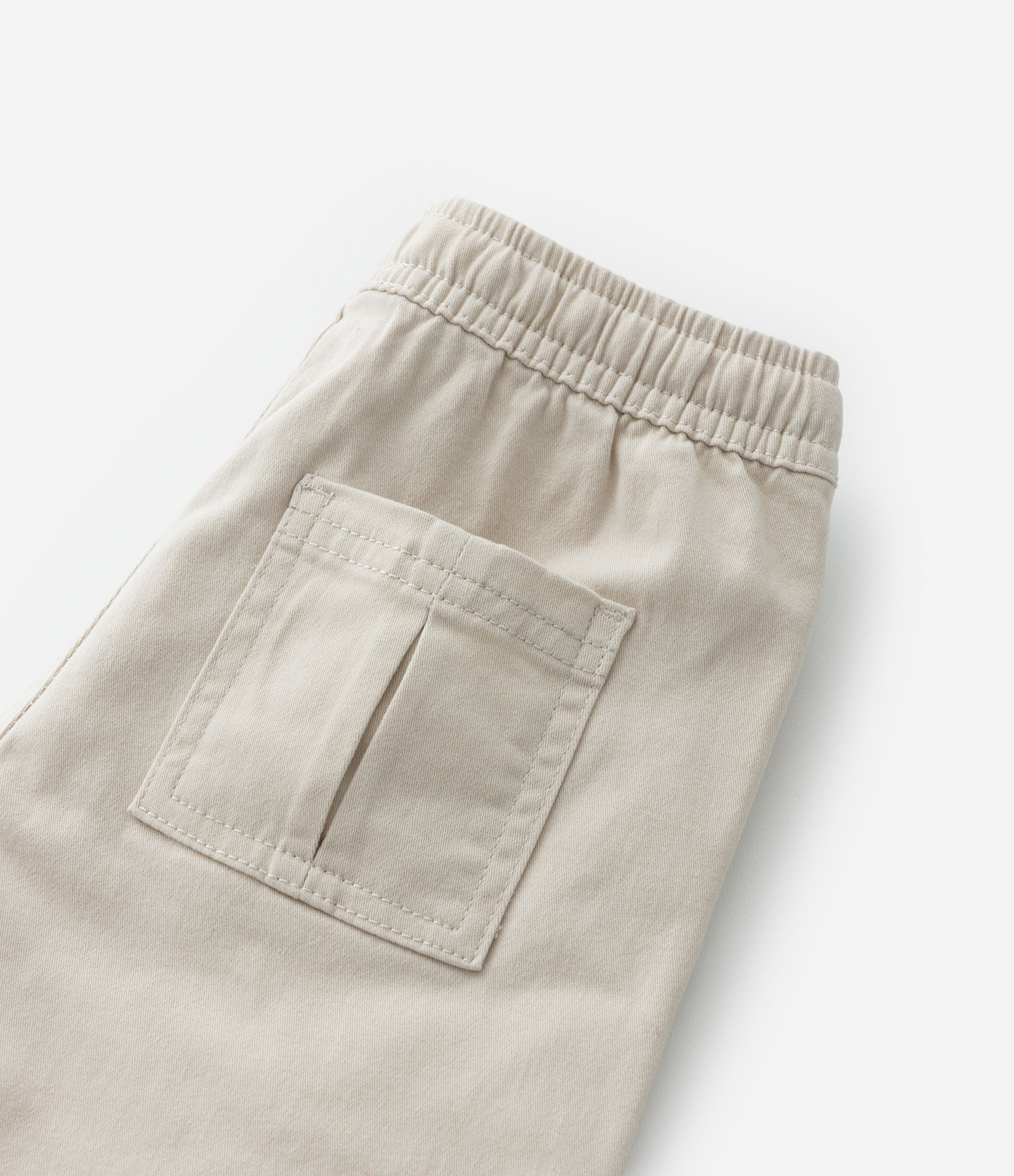 Bermuda Infantil em Sarja com Cós Elástico e Etiqueta no Bolso - Tam 1 a 5 Anos Bege 4