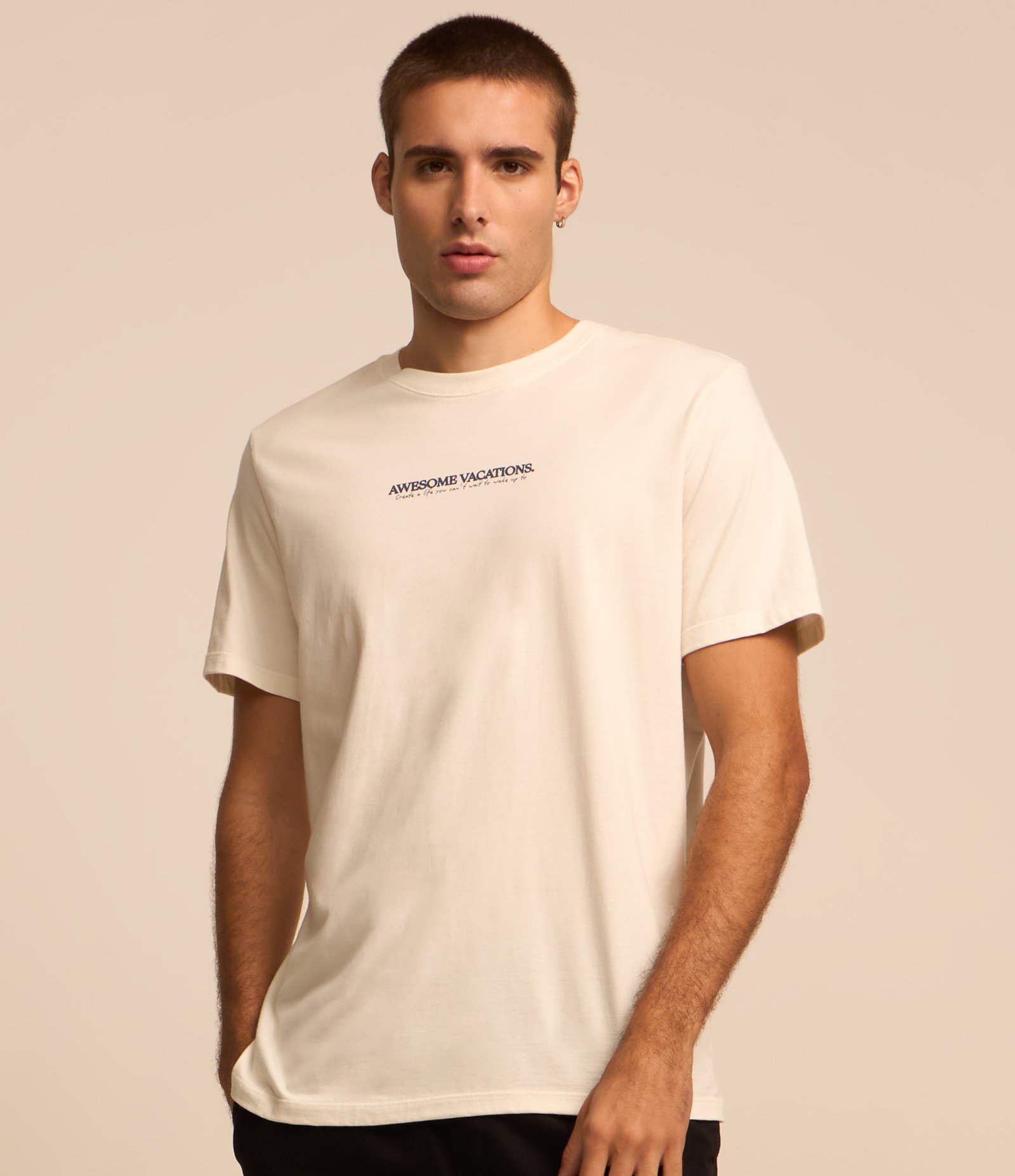 Camiseta Comfort em Algodão com Estampa Branco 3