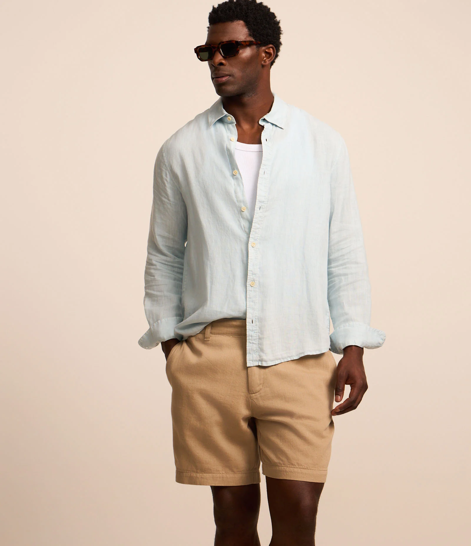 Bermuda de Alfaiataria em Viscolinho com Bolsos Marrom Médio 2