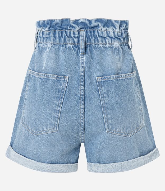 Short Baggy Cintura Alta em Jeans com Prega e Barra Dobrada