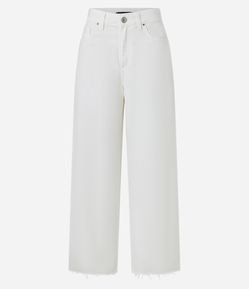 Calça Wide Leg Cropped em Sarja com Barra Desfiada