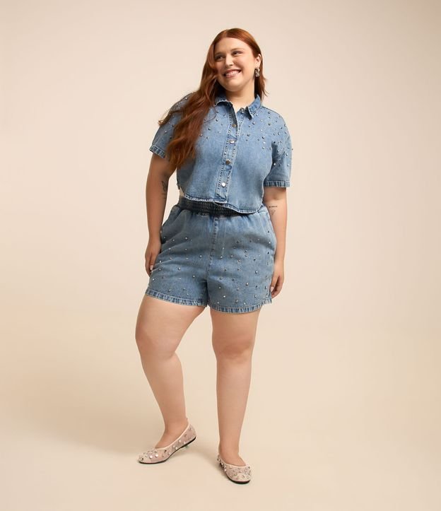 Short Comfy em Jeans com Aplicações Curve & Plus Size