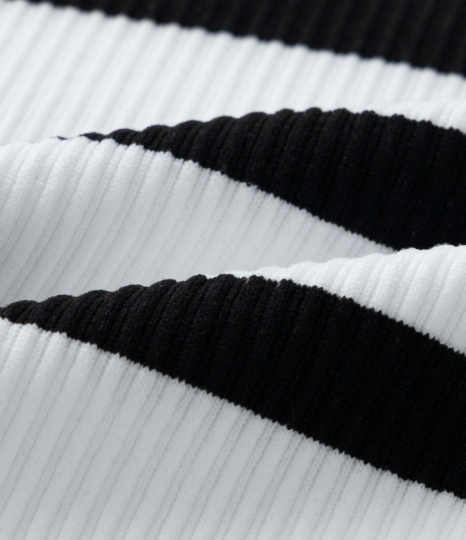 Camiseta Infantil Texturizada Seamless com Listras - Tam 5 a 14 Anos Branco/Preto 3