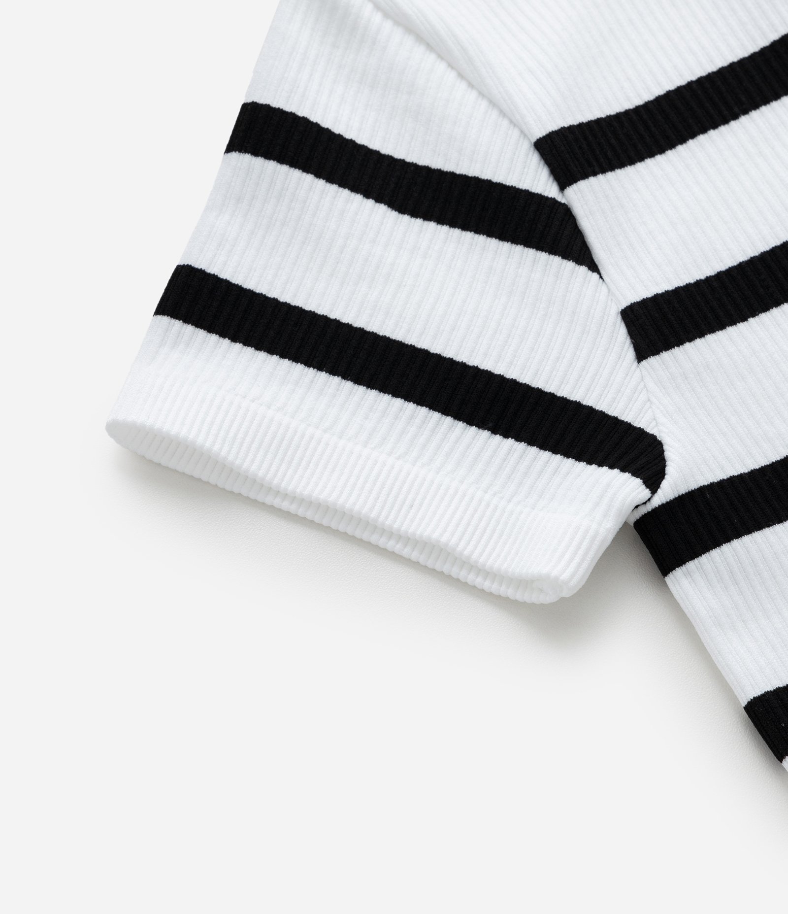 Camiseta Infantil Texturizada Seamless com Listras - Tam 5 a 14 Anos Branco/Preto 6