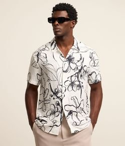 Camisa Regular com Textura e Estampa Floral