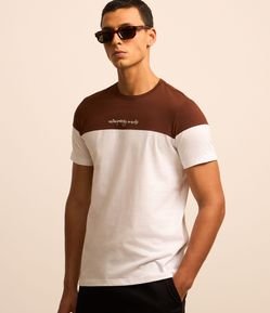 Camiseta Slim em Algodão em Bloco de Cores e Estampa Lettering
