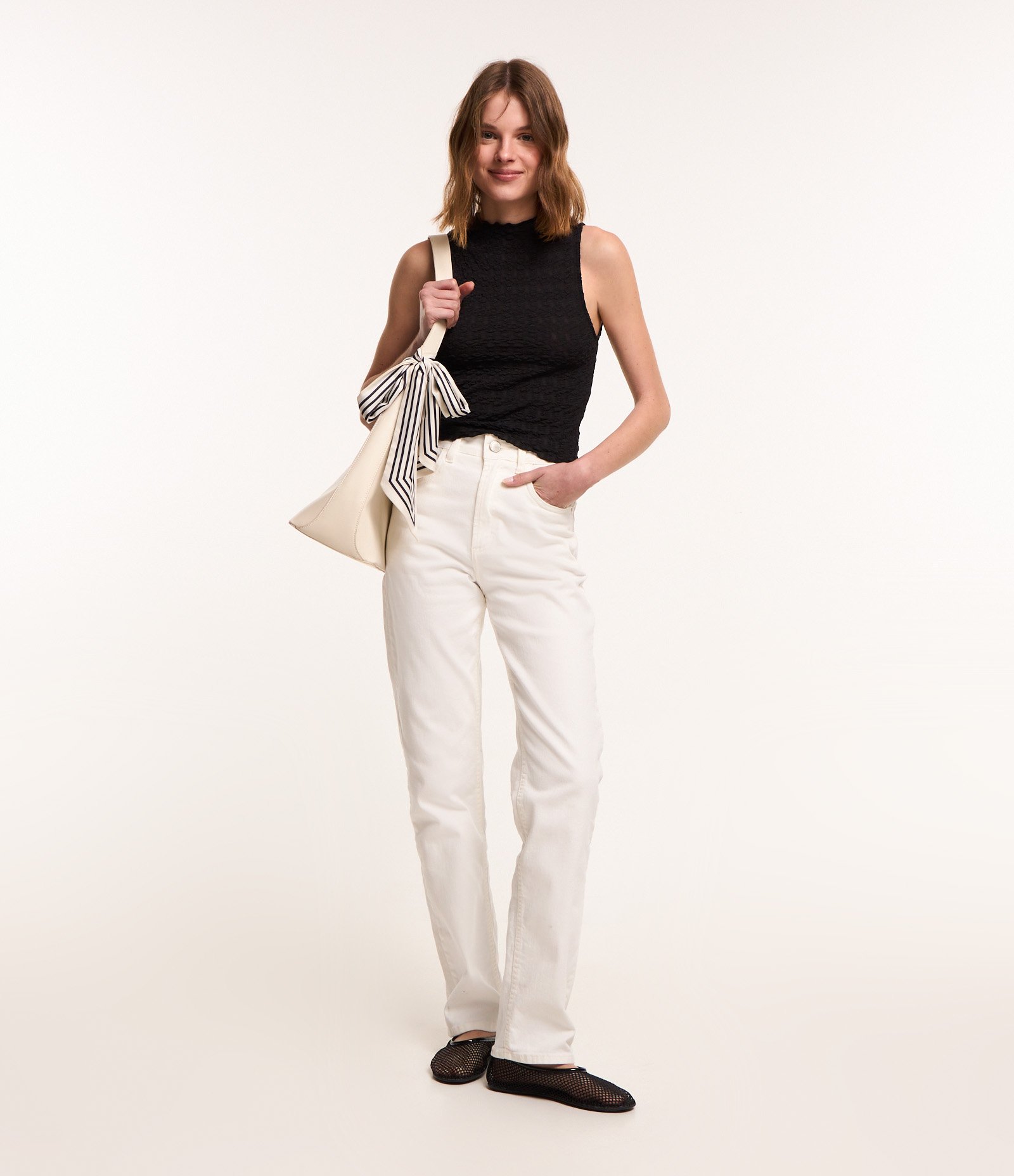 Calça Reta em Sarja com Bolsos Branco 1