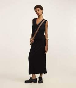 Saia Midi em Tricô com Fenda nas Costas