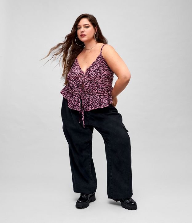 Blusa de Alcinha em Crepe com Estampa Oncinha e Laços Frontais Curve & Plus Size