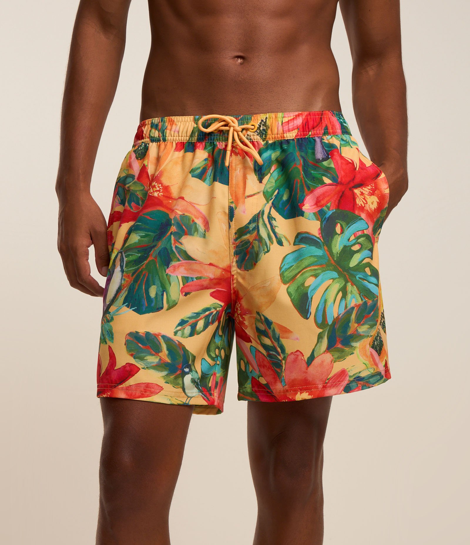 Bermuda em Microfibra com Estampa Floral com Pássaros Multicores 3