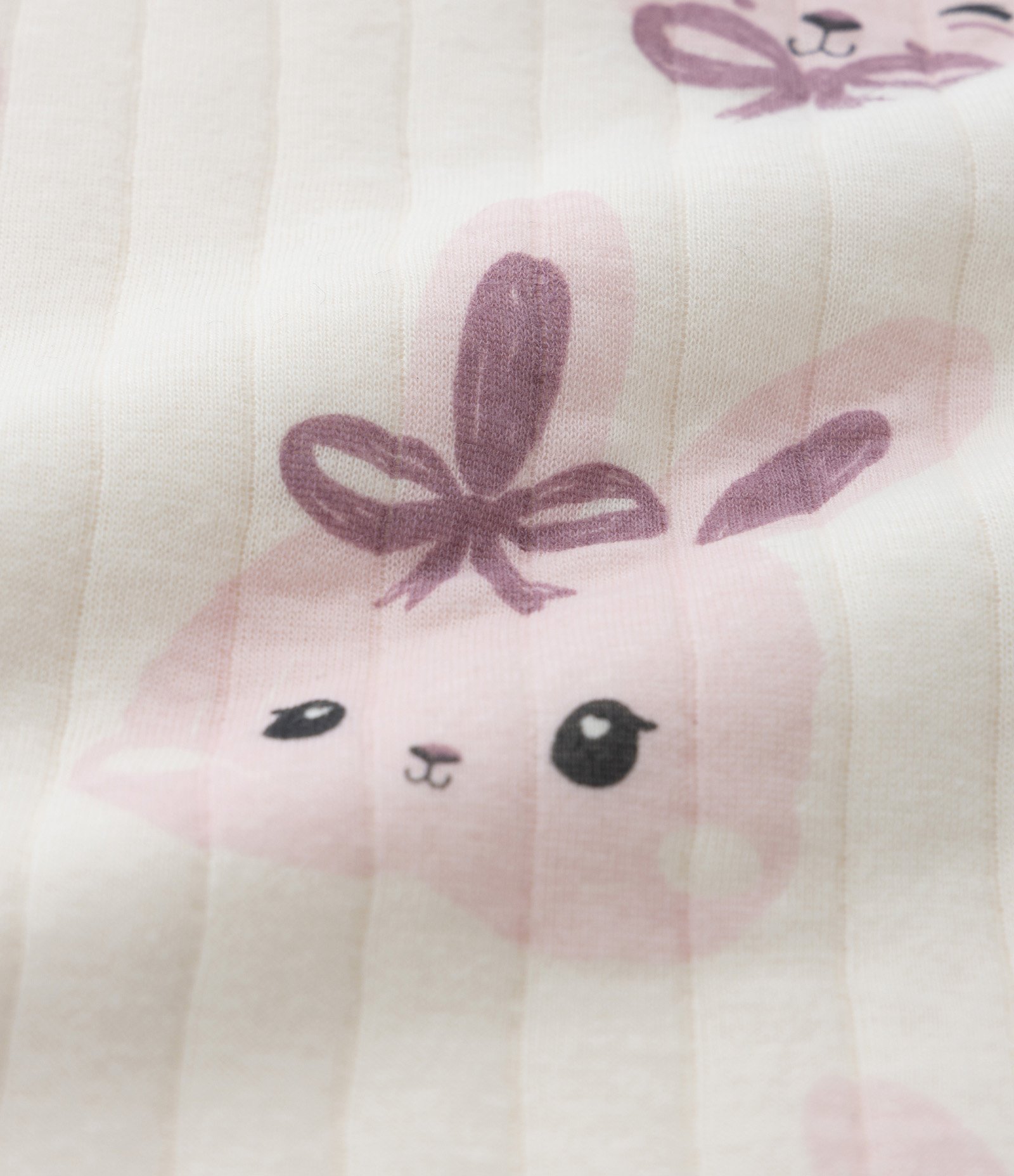 Conjunto Infantil em Matelassê com Estampa Coelha - Tam 1 a 5 Anos Bege 4