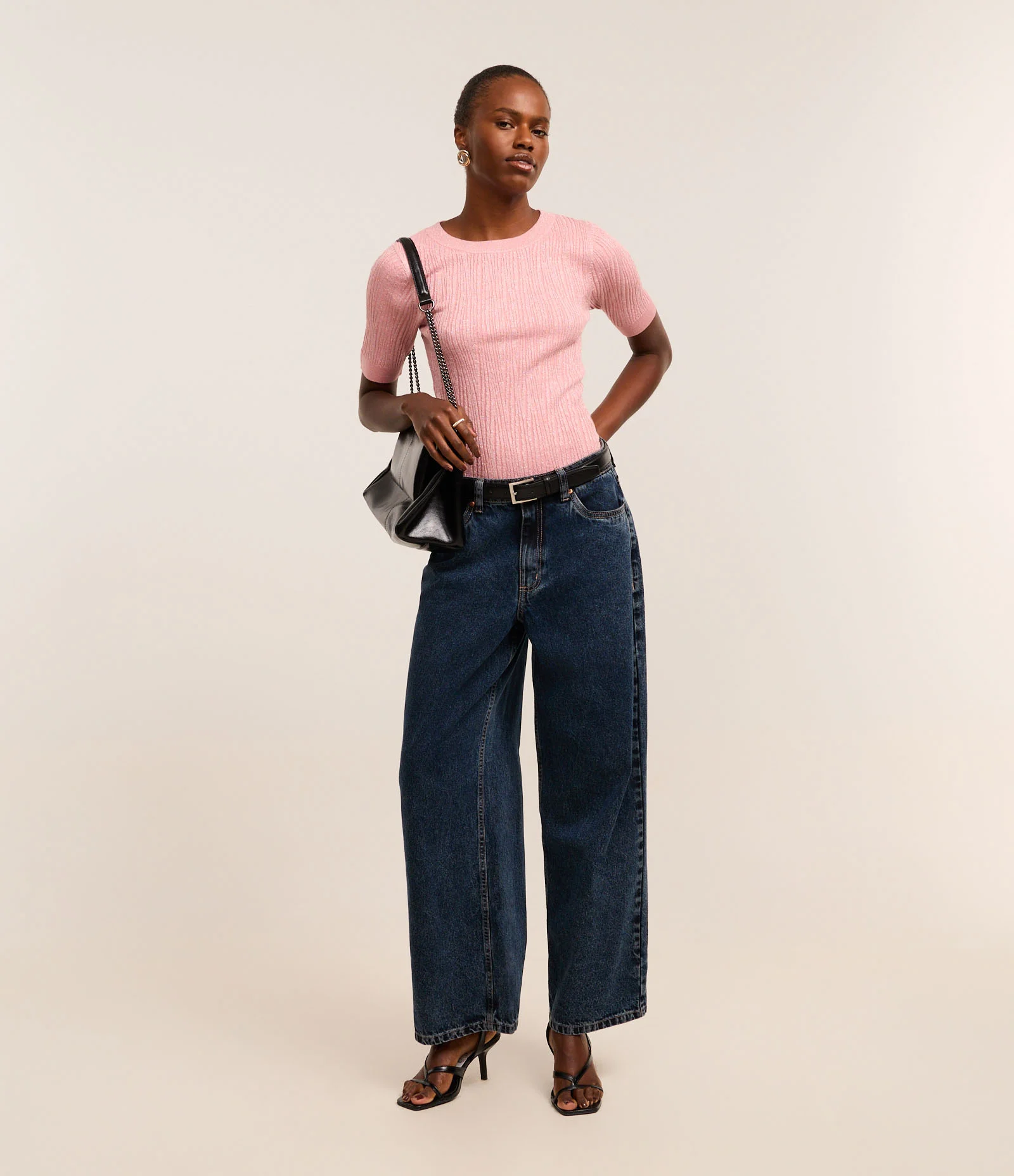 Blusa em Tricô com Ponto Diferenciado e Caimento Leve Rosa 2