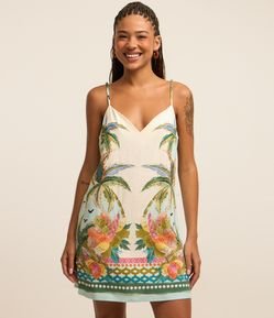 Vestido Curto em Viscoinho com Decote V e Estampa Floral
