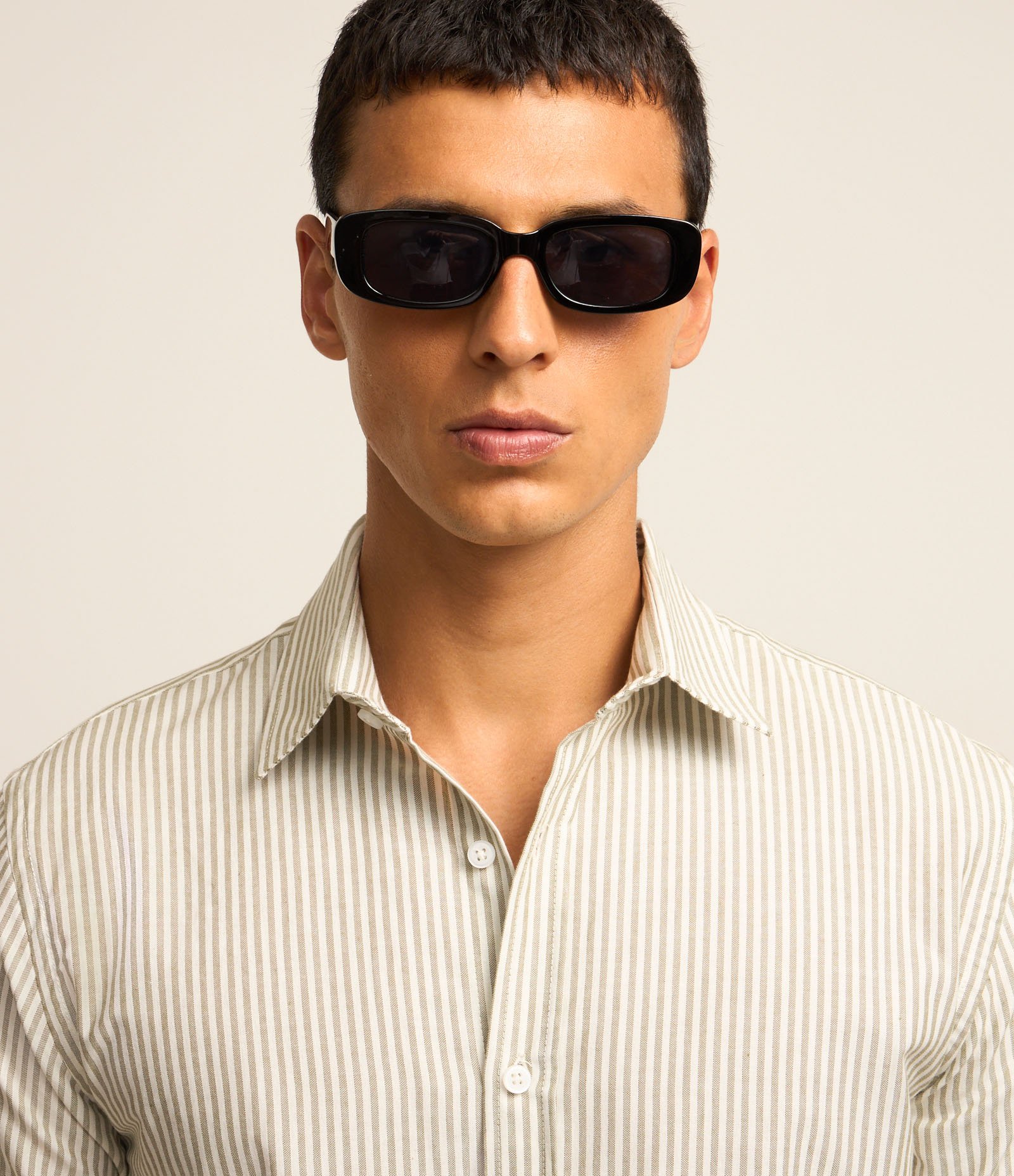 Camisa Regular em Oxford com Listras Fio Tinto 3