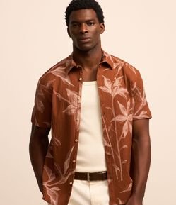 Camisa Regular em Voil com Estampa Florida