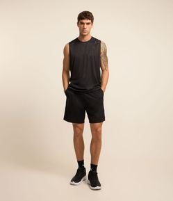 Bermuda Esportiva em Tecnologia Dry com Estampa Lateral Lettering