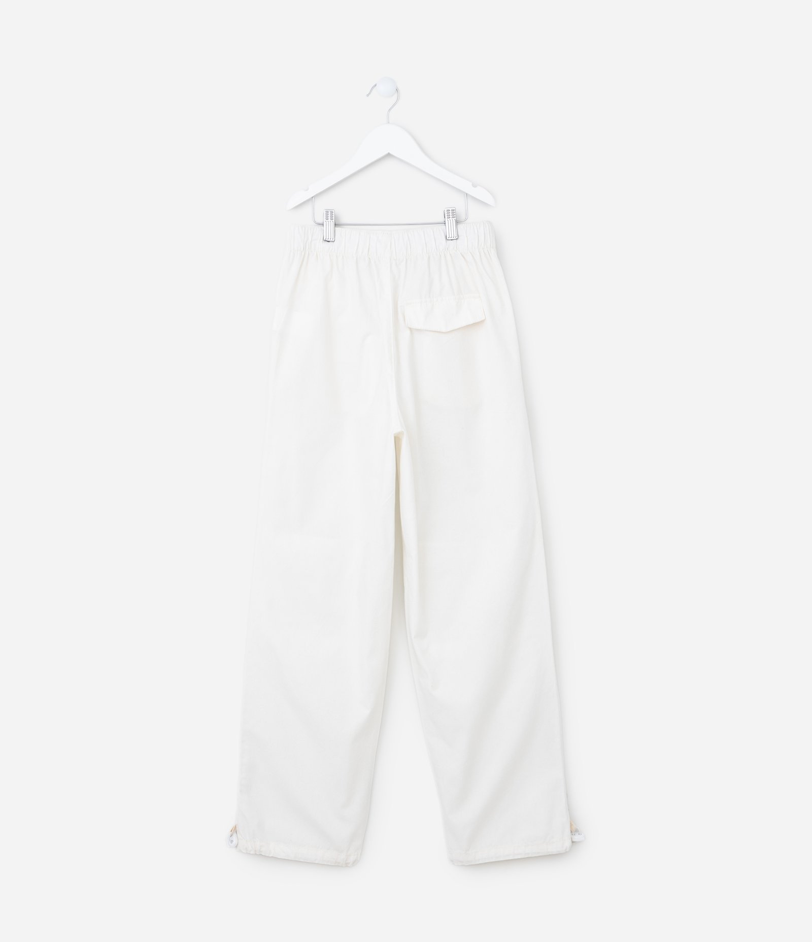 Calça Parachute Infantil com Detalhe no Joelho - Tam 5 a 14 anos Branco 2