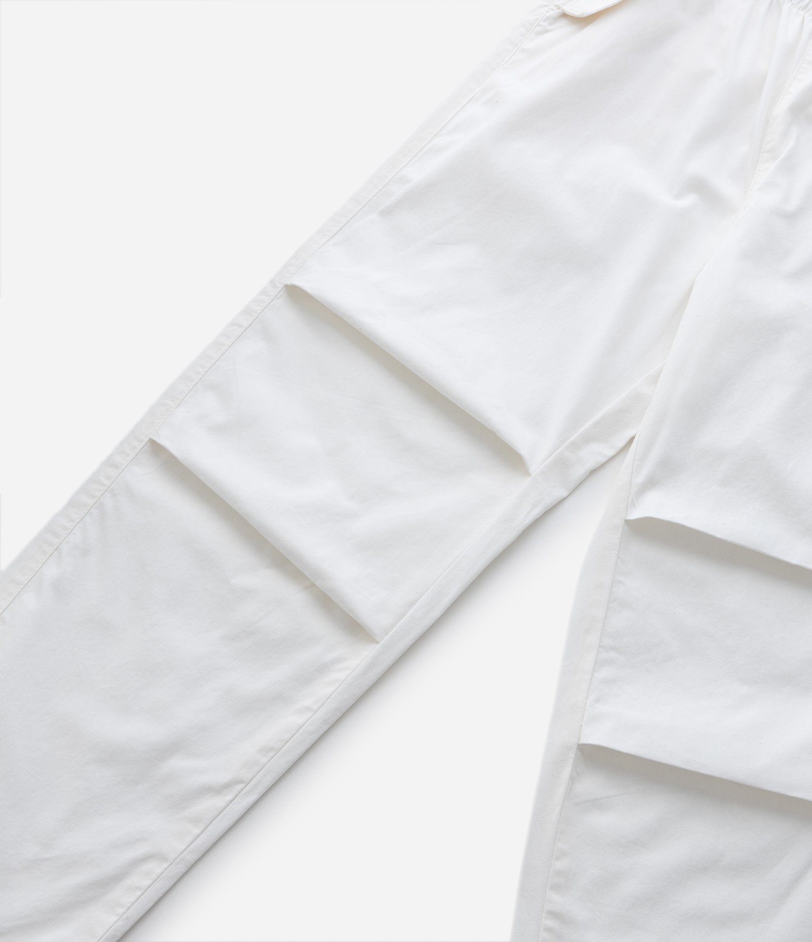 Calça Parachute Infantil com Detalhe no Joelho - Tam 5 a 14 anos Branco 6