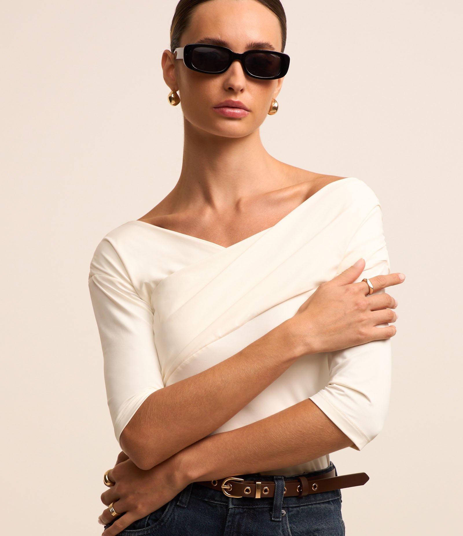 Blusa Ombro a Ombro com Decote Transpassado Branco Neve 1