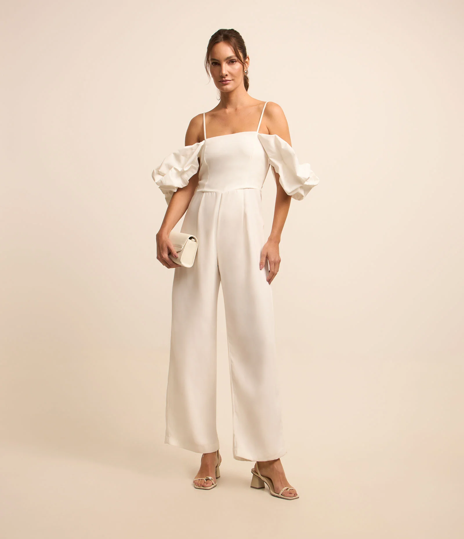 Macacão em Crepe com Manga Bufante e Alça Branco 1