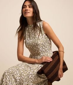 Vestido Evasê Sem Manga em Viscose com Estampa Geométrica