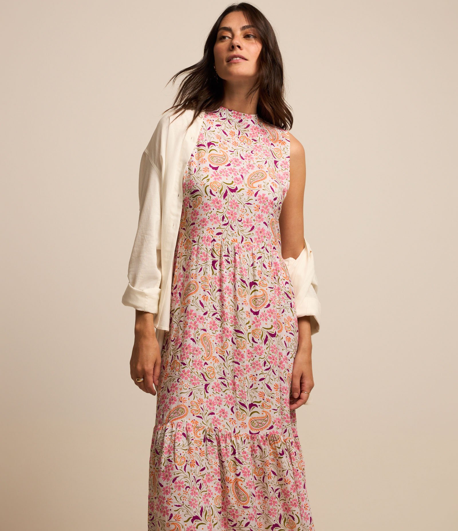 Vestido Evasê em Viscose com Estampa Floral Paisley Rosa 1