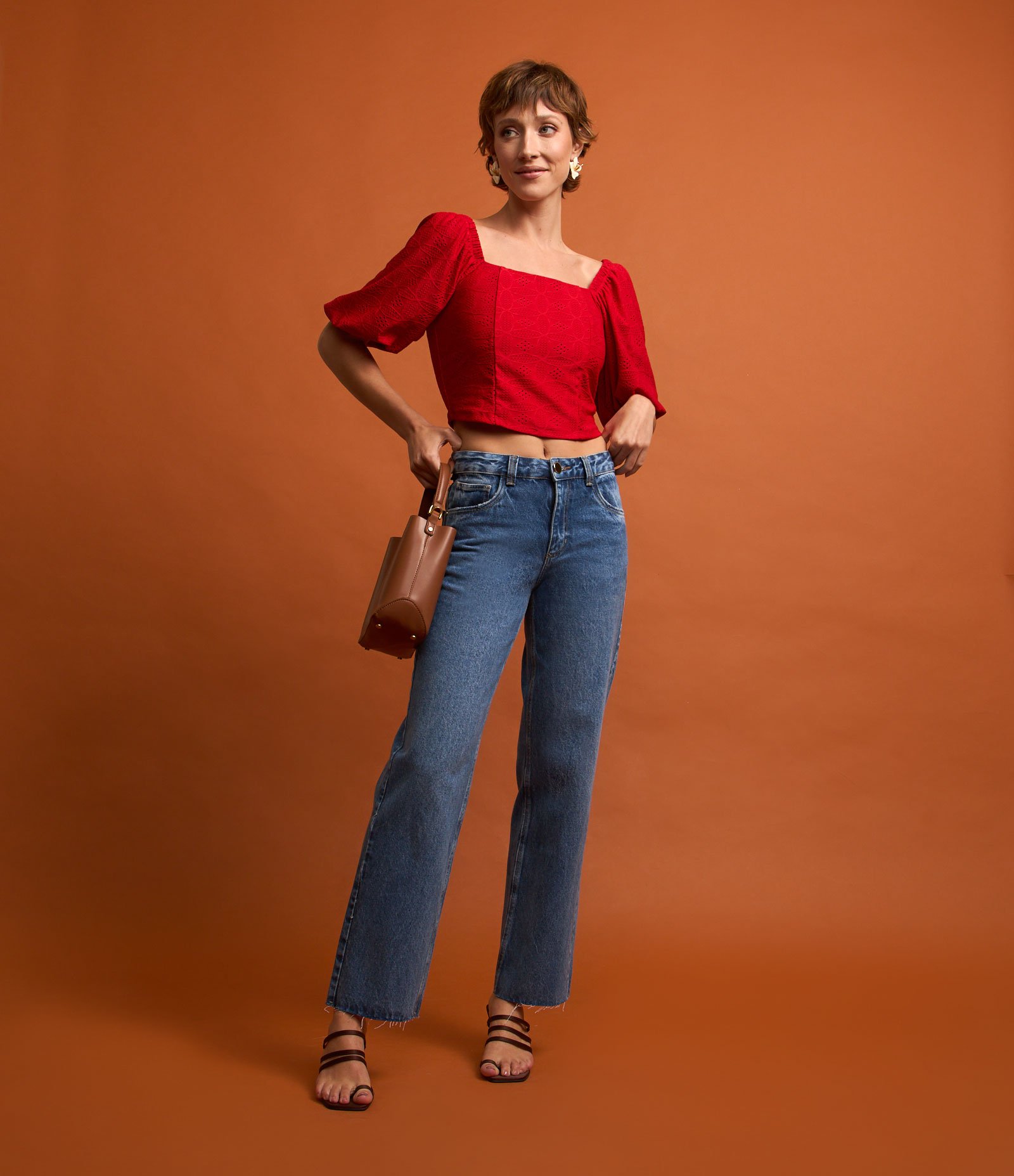 Blusa em Laise Manga Bufante com Babado na Barra Vermelho 3