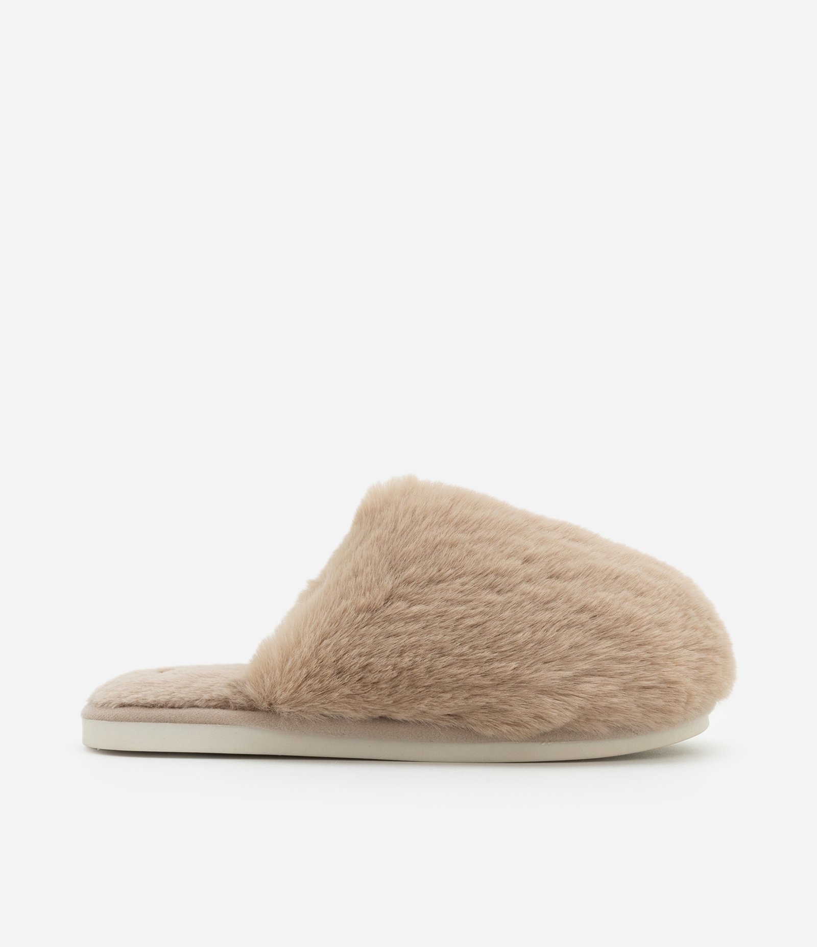 Pantufa Fechada Peluciada Bege 1