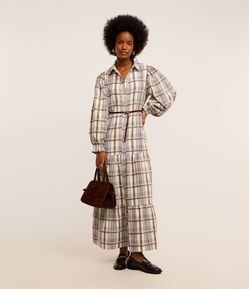 Vestido Evasê Longo em Cambraia Xadrez com Cinto Fino
