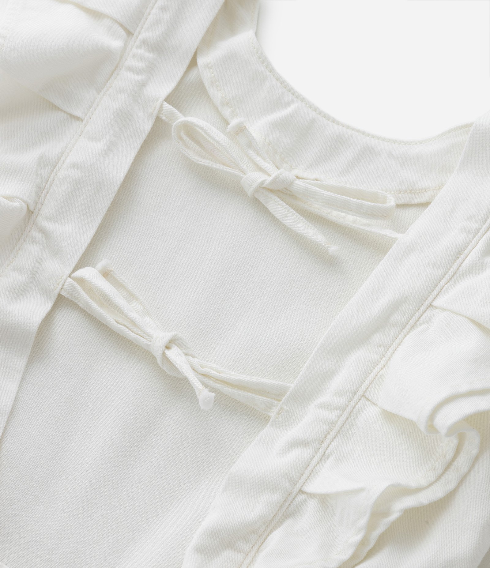 Macaquinho Infantil em Sarja com Babados - Tam 5 a 14 Anos Branco Neve 5