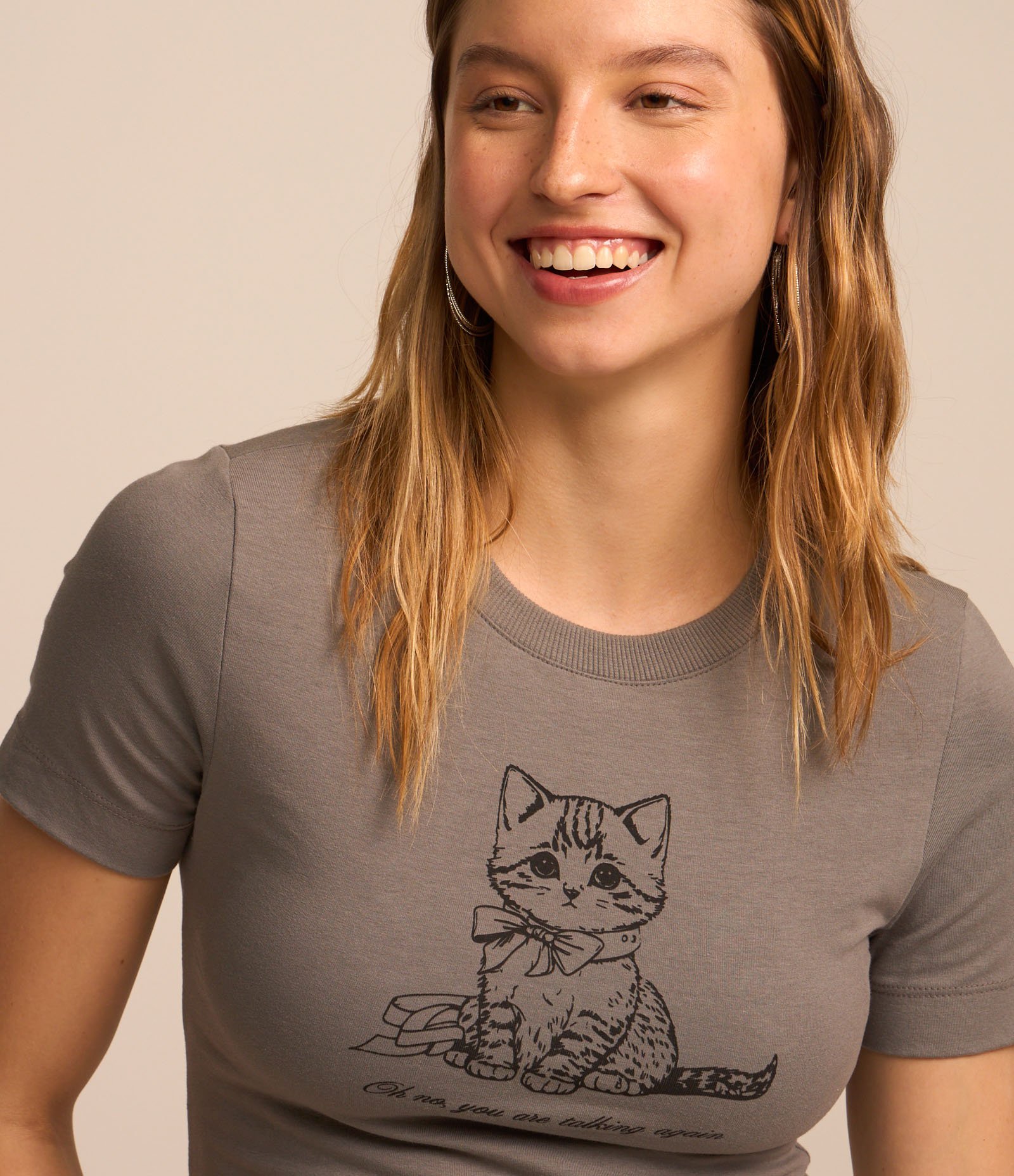 Blusa T-shirt em Algodão com Estampa Gatinho Cinza 3