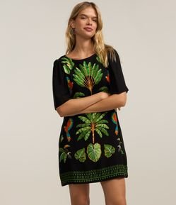 Vestido Curto em Viscose com Estampa Tropical