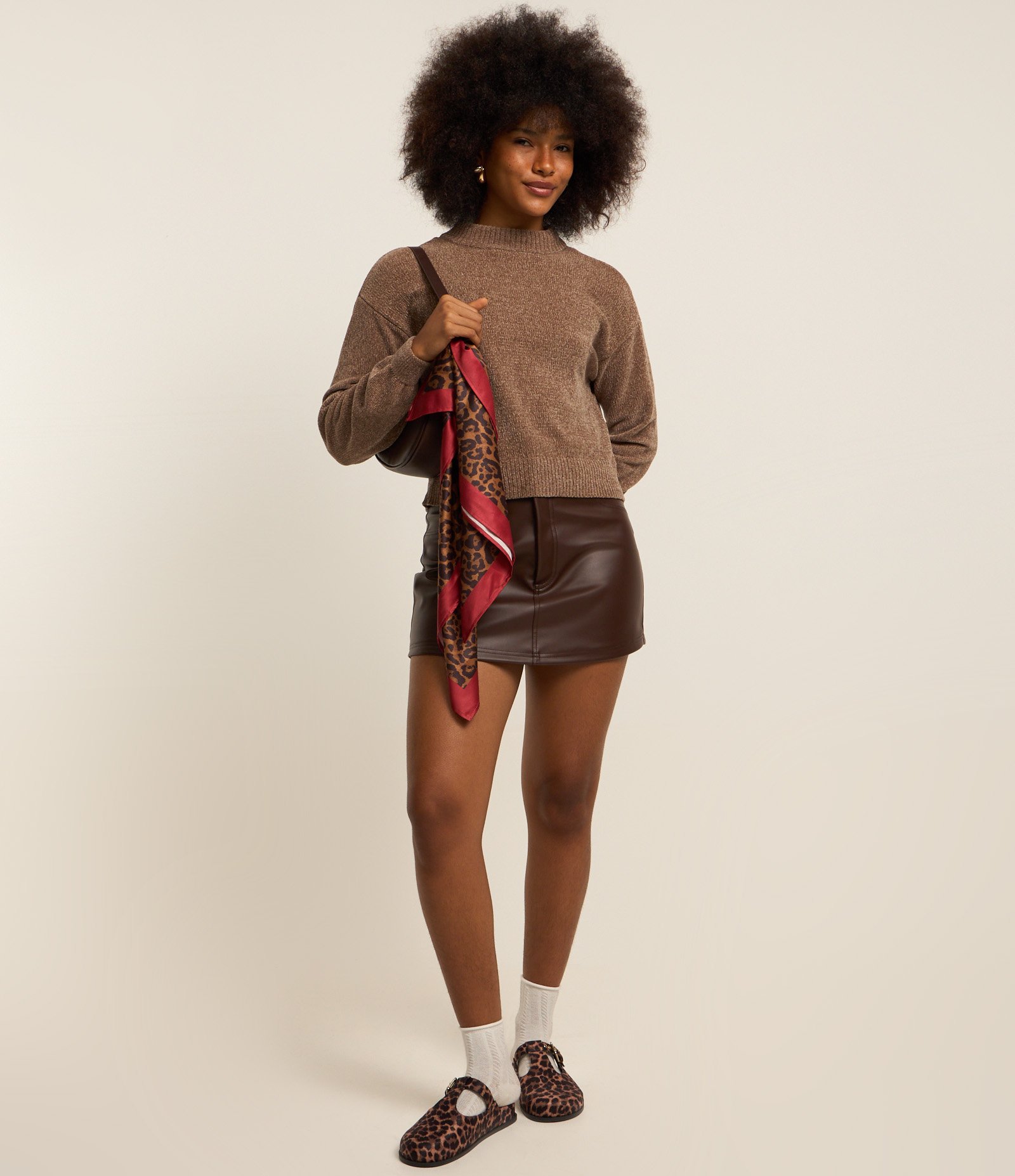 Suéter em Chenille com Golinha Alta e Ribanas 2