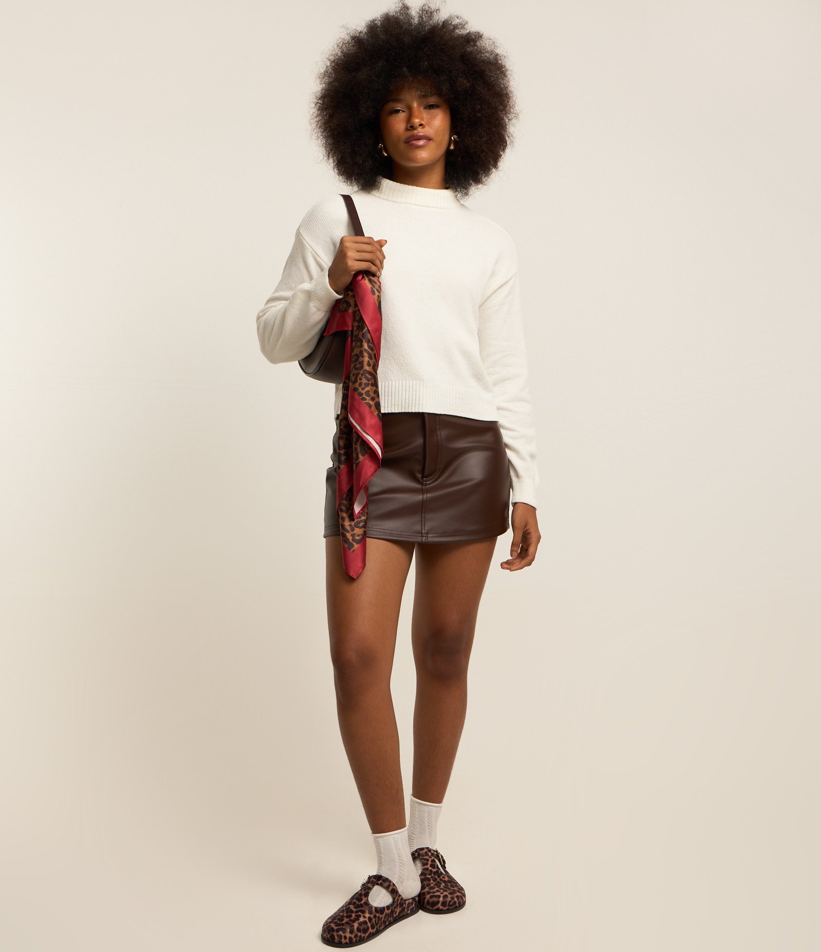 Suéter em Chenille com Golinha Alta e Ribanas Branco 2