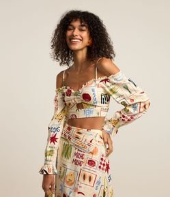 Blusa Cropped em Viscose e Linho com Estampa de Frutinhas
