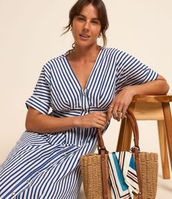 Vestido Midi Evasê em Tricoline com Pala na Cintura e Botões Dourados