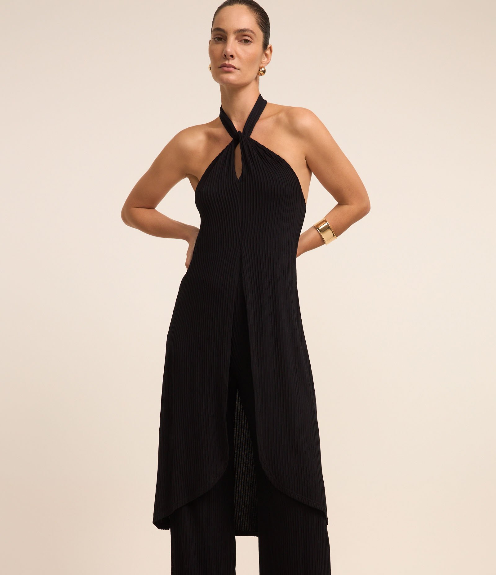 Túnica em Viscose com Gola Halter Transpassado Preto 1